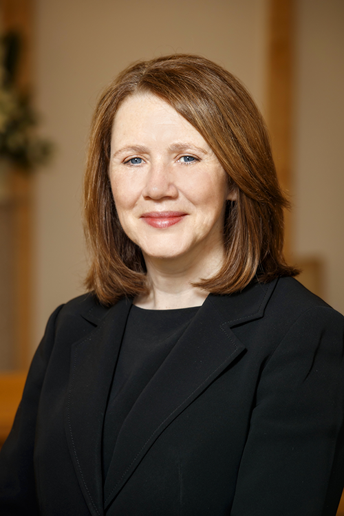 Mrs Carol Kerr