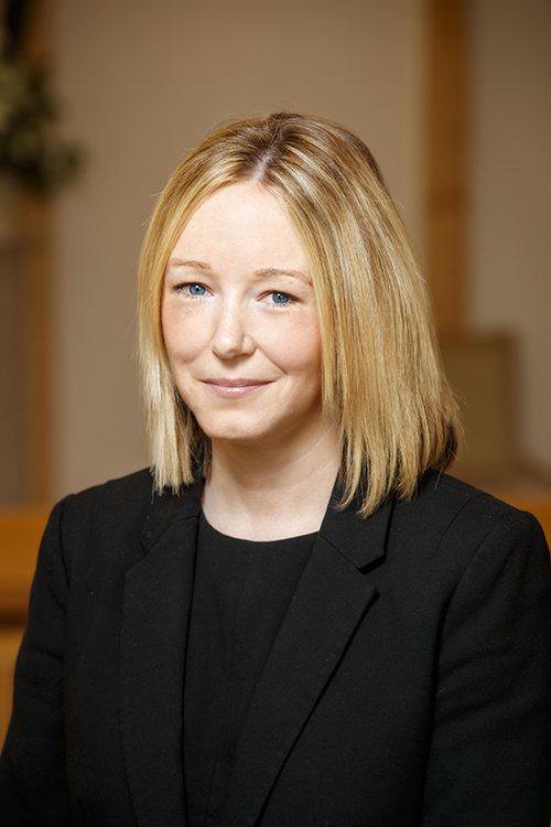 Miss Julie McLaren