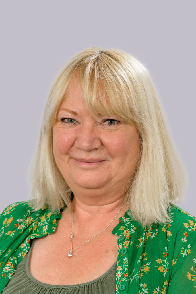 Angela Fisher