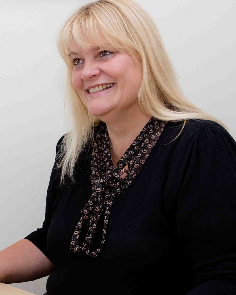 Helen Carr